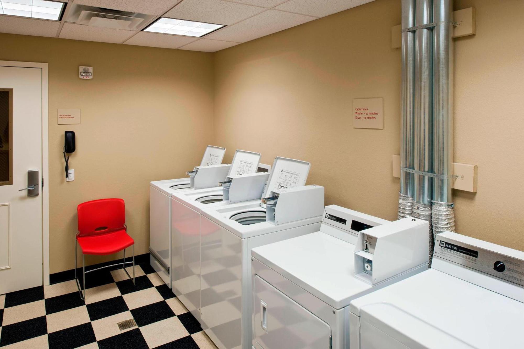 Towneplace Suites By Marriott Bethlehem Easton/Lehigh Valley Hollo Konforlar fotoğraf